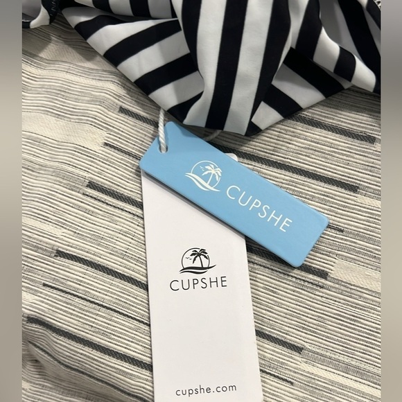 NWT Cupshe Striped One Piece Swimsuit Size XL - Picture 11 of 13